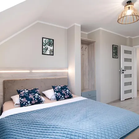 Apartament Róża Bałtyku - I B *